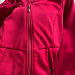 Bench fuschia colores zippered jacket - size smallp